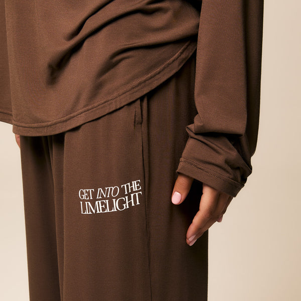 Close-up of brown bamboo tanning pajamas #chocolatebrown